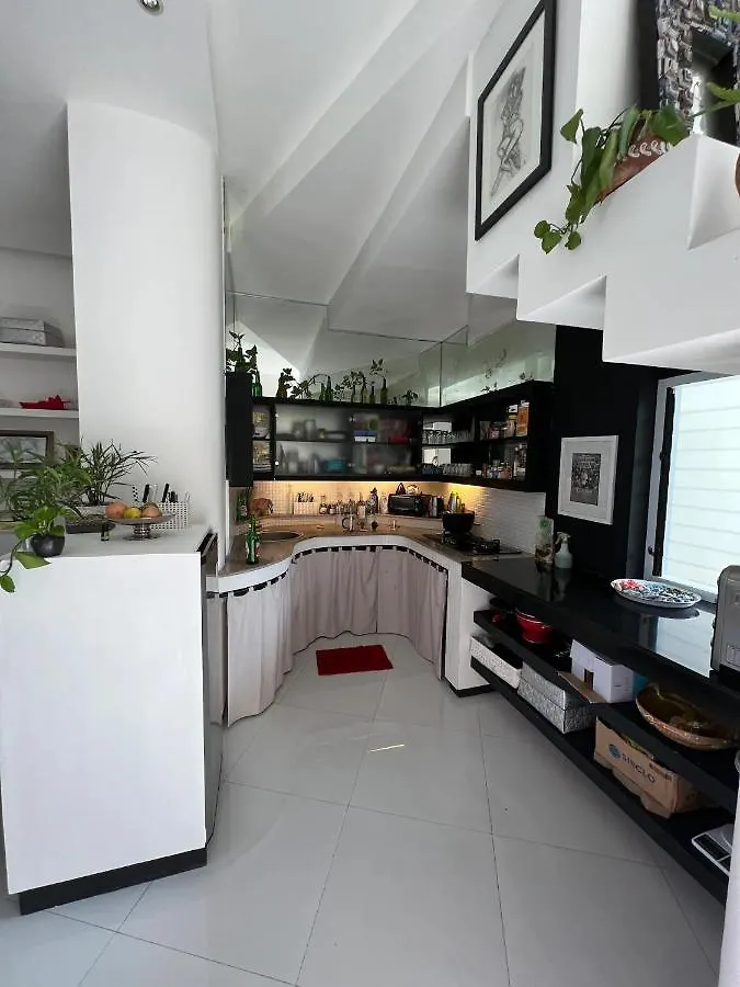 Hotel Casa Artista By Kresna Hospitality Seminyak 3*,