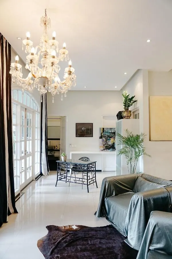 Casa Artista By Kresna Hospitality Hotel Seminyak  Seminyak (Bali)